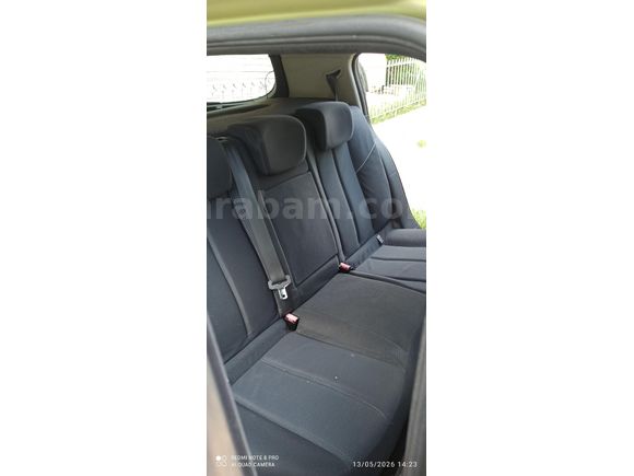 Sahibinden Renault Megane 1.6 Dynamique 2004 Model  267 km Yeşil