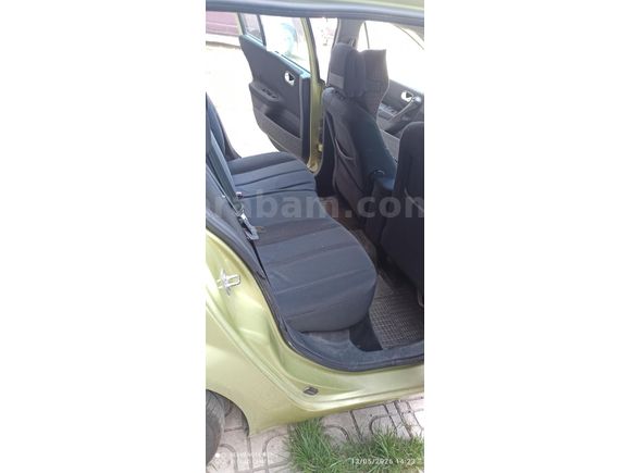 Sahibinden Renault Megane 1.6 Dynamique 2004 Model  267 km Yeşil