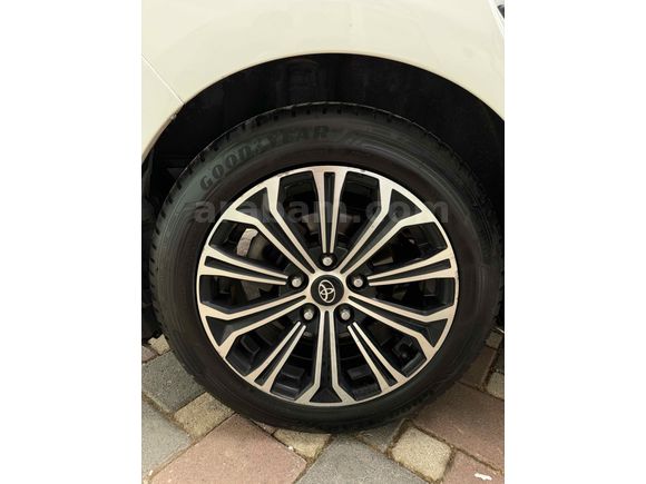 Sahibinden Toyota Auris 1.4 D-4D Active 2013 Model 