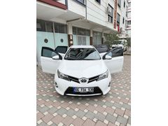 Sahibinden Toyota Auris 1.4 D-4D Active 2013 Model 
