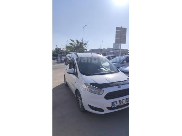 Sahibinden Ford Tourneo Courier 1.6 TDCi Titanium Plus 2015 Model  258.000 km Beyaz
