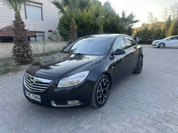 Galeriden Opel Insignia 2.0 CDTI Edition Elegance 2012 Model İzmir