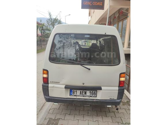 Sahibinden Mitsubishi L 300 Panel van 1998 Model  302.000 km Beyaz