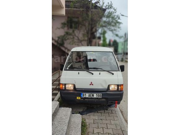 Sahibinden Mitsubishi L 300 Panel van 1998 Model  302.000 km Beyaz