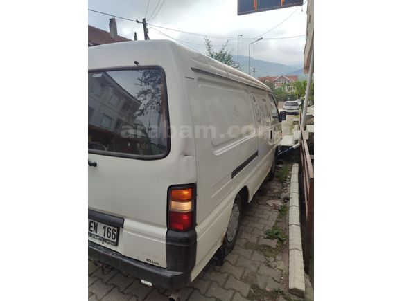 Sahibinden Mitsubishi L 300 Panel van 1998 Model  302.000 km Beyaz