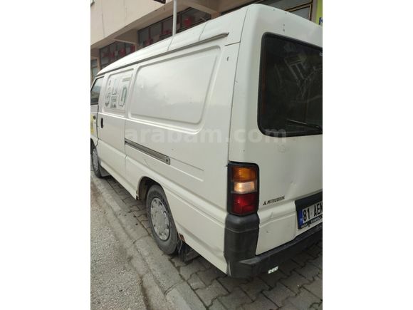 Sahibinden Mitsubishi L 300 Panel van 1998 Model  302.000 km Beyaz