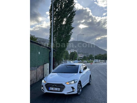 Sahibinden Hyundai Elantra 1.6 CRDi Style Plus 2017 Model 
