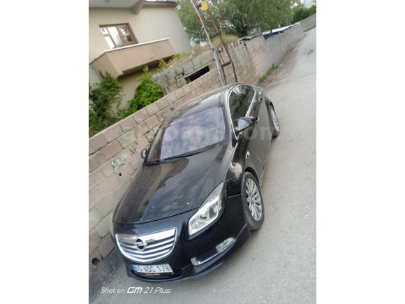 Sahibinden Opel Insignia 2.0 CDTI Cosmo 2010 Model  335.000 km Siyah