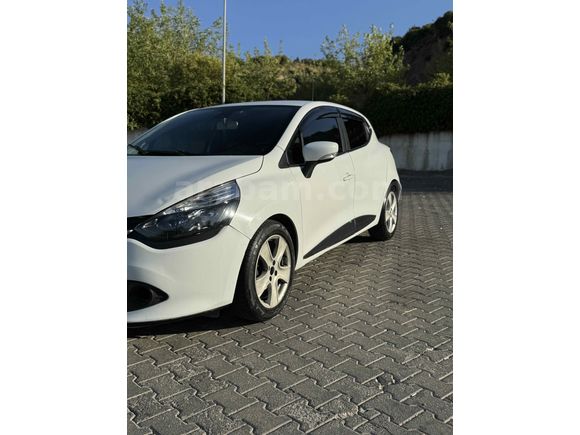 Sahibinden Renault Clio 1.5 dCi Icon 2013 Model  325.000 km Beyaz