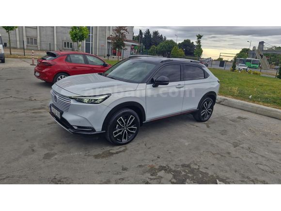 Sahibinden Honda HR-V 1.5 e-HEV Style 2024 Model Antalya