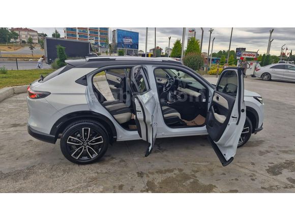 Sahibinden Honda HR-V 1.5 e-HEV Style 2024 Model Antalya