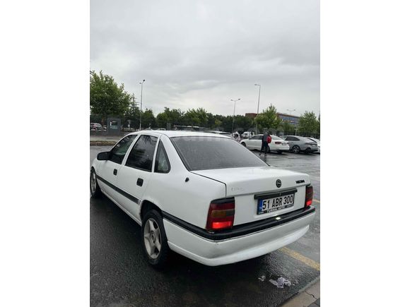 Sahibinden Opel Vectra 2.0 GL 1992 Model 
