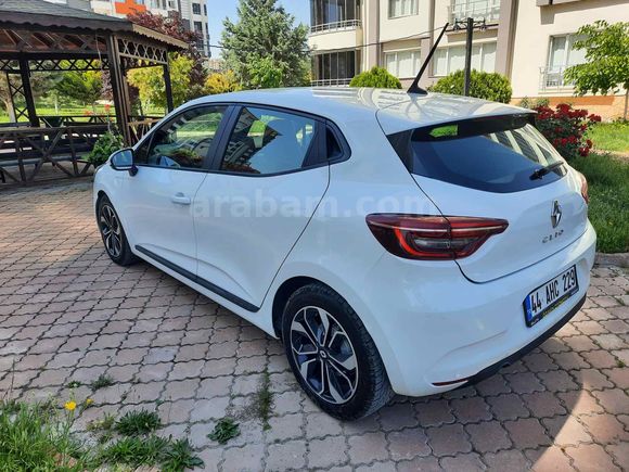 Sahibinden Renault Clio 1.0 TCe Joy 2022 Model 
