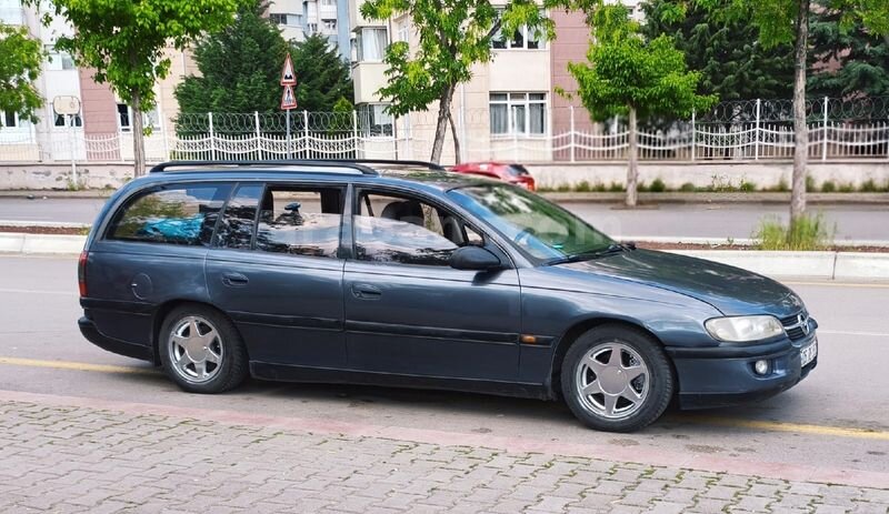 Sahibinden Opel Omega 2.0 1995 Model Ankara 299.000 km Gri