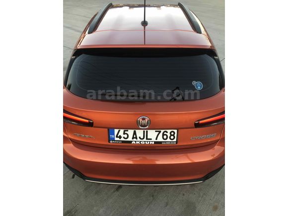 2022 çıkışlı garaj arabası