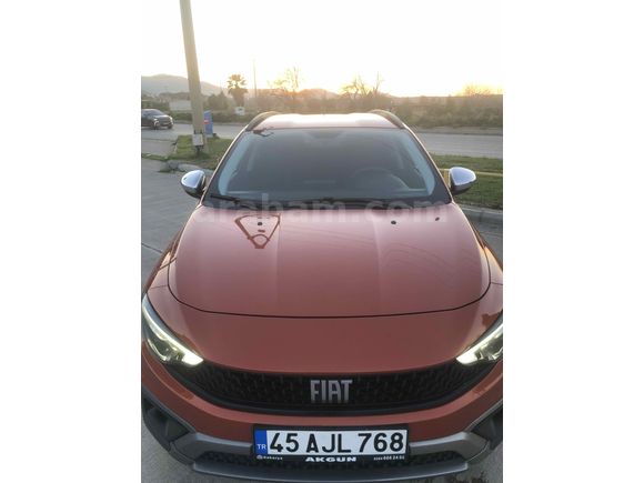 2022 çıkışlı garaj arabası
