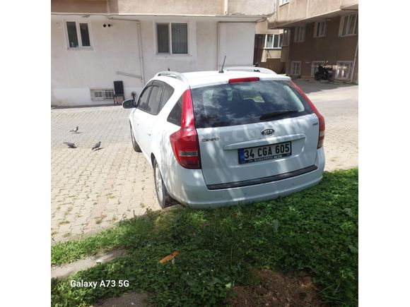 Sahibinden Kia Ceed 1.6 CRDi Motion SW 2012 Model