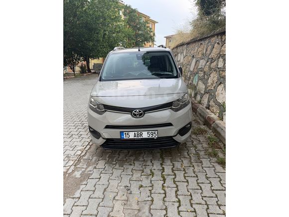 Sahibinden Toyota Proace City 1.5 D Passion X-Pack 2022 Model 