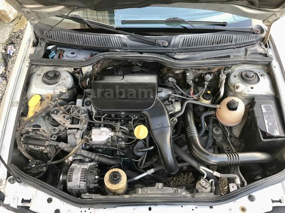 Sahibinden Renault Megane 1.9 DTi RTE 2000 Model 