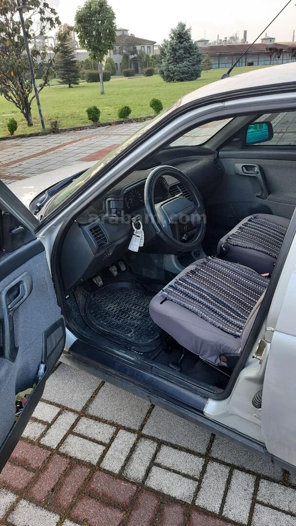 Sahibinden Lada Vega 1.6 2006 Model Bursa 109.000 km Gri (metalik) 4
