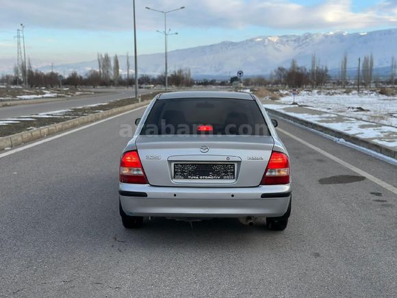 DEĞİŞENSİZ DÜŞÜK KM MAZDA 323