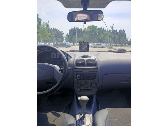 Sahibinden Hyundai Accent 1.3 LX 2000 Model