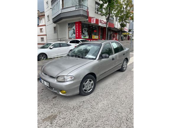 Sahibinden Hyundai Accent 1.5 GLS 1998 Model