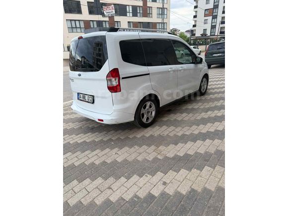 TEMİZ COURİER TRAMERSIZ HASAR KAYITSIZ  1.5 EcoBlue