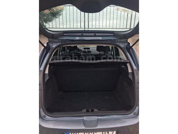 Sahibinden Renault Clio 1.2 Authentique 2006 Model