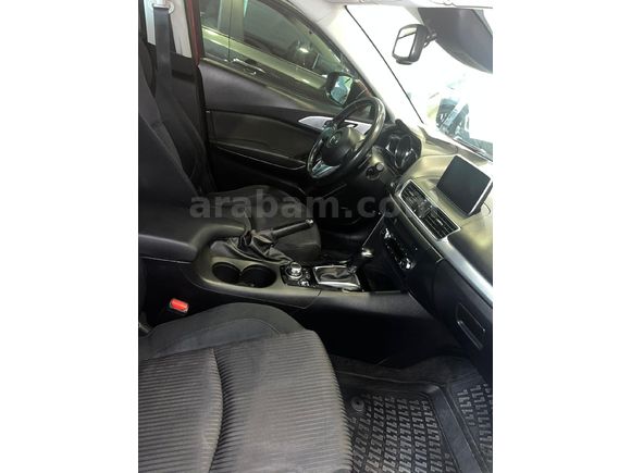 Sahibinden Mazda 3 1.5 SkyActive-G Power 2016 Model  140.000 km Kırmızı