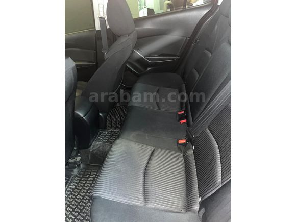 Sahibinden Mazda 3 1.5 SkyActive-G Power 2016 Model  140.000 km Kırmızı