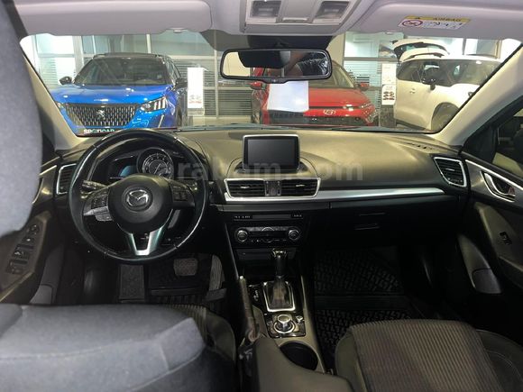 Sahibinden Mazda 3 1.5 SkyActive-G Power 2016 Model  140.000 km Kırmızı