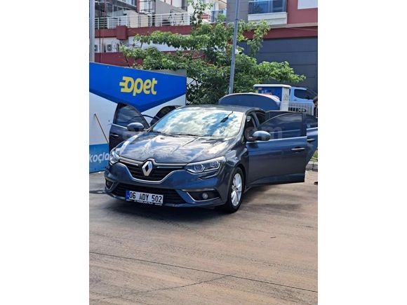 Sahibinden Renault Megane 1.5 dCi Touch 2017 Model 