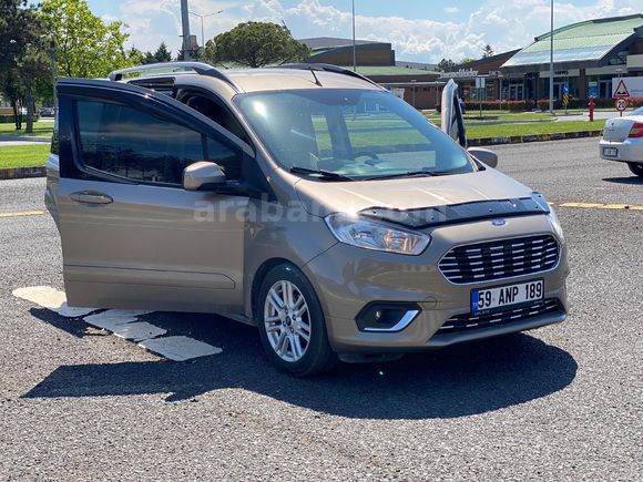 Sahibinden Ford Tourneo Courier 1.5 TDCi Titanium 2021 Model  84.700 km Gri