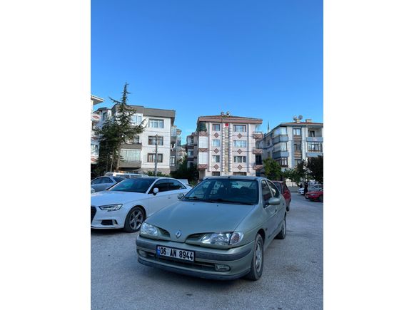 Sahibinden Renault Megane 2.0 RXT 1999 Model