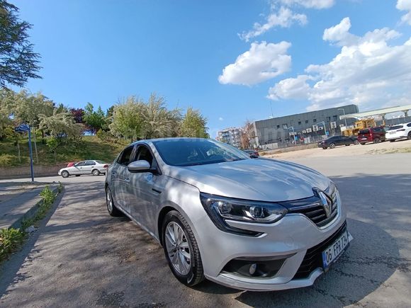 Sahibinden Renault Megane 1.5 dCi Touch 2018 Model