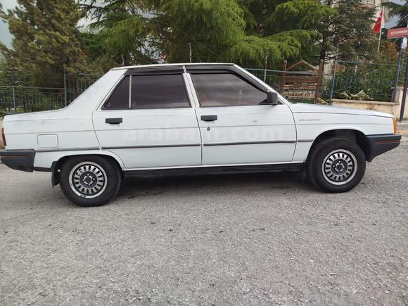 Sahibinden Renault R 9 1.4 Broadway GTE 1992 Model