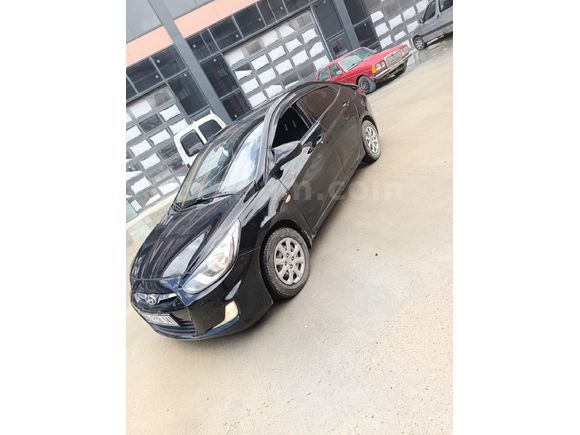 Sahibinden Hyundai Accent Blue 1.6 CRDI Mode Plus 2014 Model
