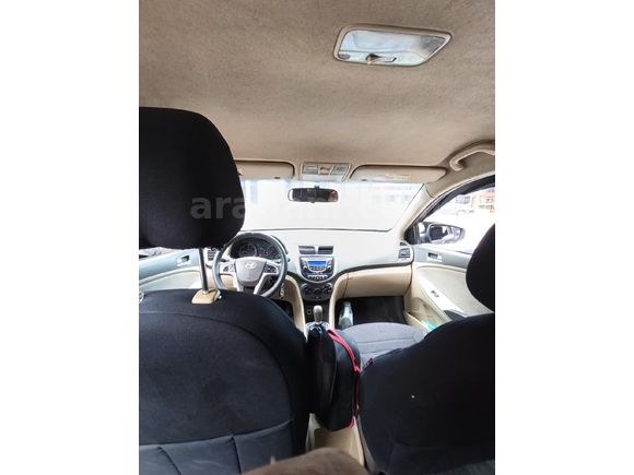 Sahibinden Hyundai Accent Blue 1.6 CRDI Mode Plus 2014 Model