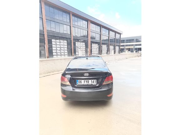 Sahibinden Hyundai Accent Blue 1.6 CRDI Mode Plus 2014 Model