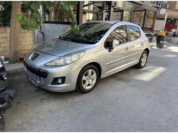 Sahibinden Peugeot 207 1.4 VTi Active 2011 Model 
