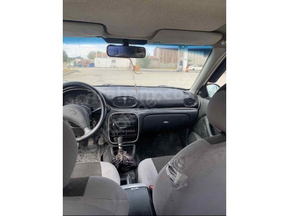 Sahibinden Hyundai Accent 1.3 LX 1999 Model 