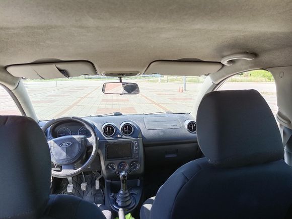 1.4 Comfort 2005 126.000 km