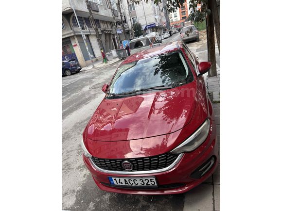 Sahibinden Fiat Egea 1.6 Multijet Lounge 2015 Model  139000 km aktif kullandığım için km farklılık gösterebilir 