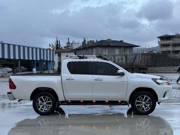 2016 model hiluxx acil satılık 