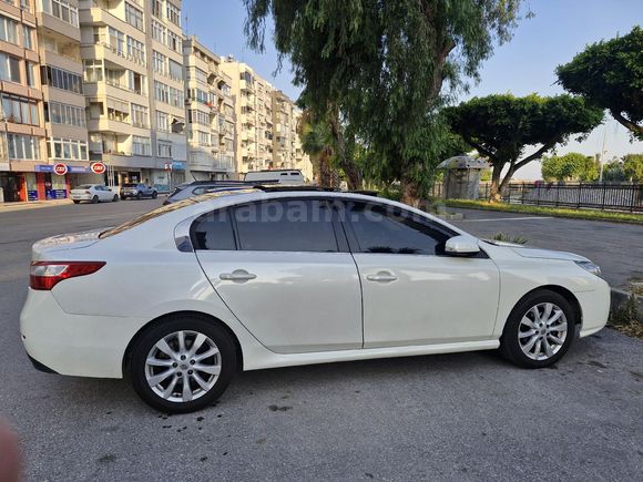Sahibinden Renault Latitude 1.5 dCi Executive 2012 Model