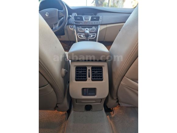 Sahibinden Renault Latitude 1.5 dCi Executive 2012 Model