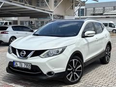 DEĞİŞENSİZ Nissan Qashqai 1.6 dCi Black Edition 2015 CAM TAVAN 102.000 KM