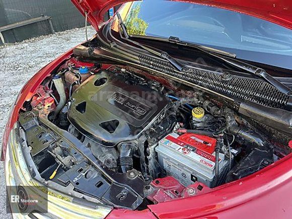 ER MOTORS'DAN 2013 MODEL LACİA YPSİLON ( Yokuşta Kaçırmaz )