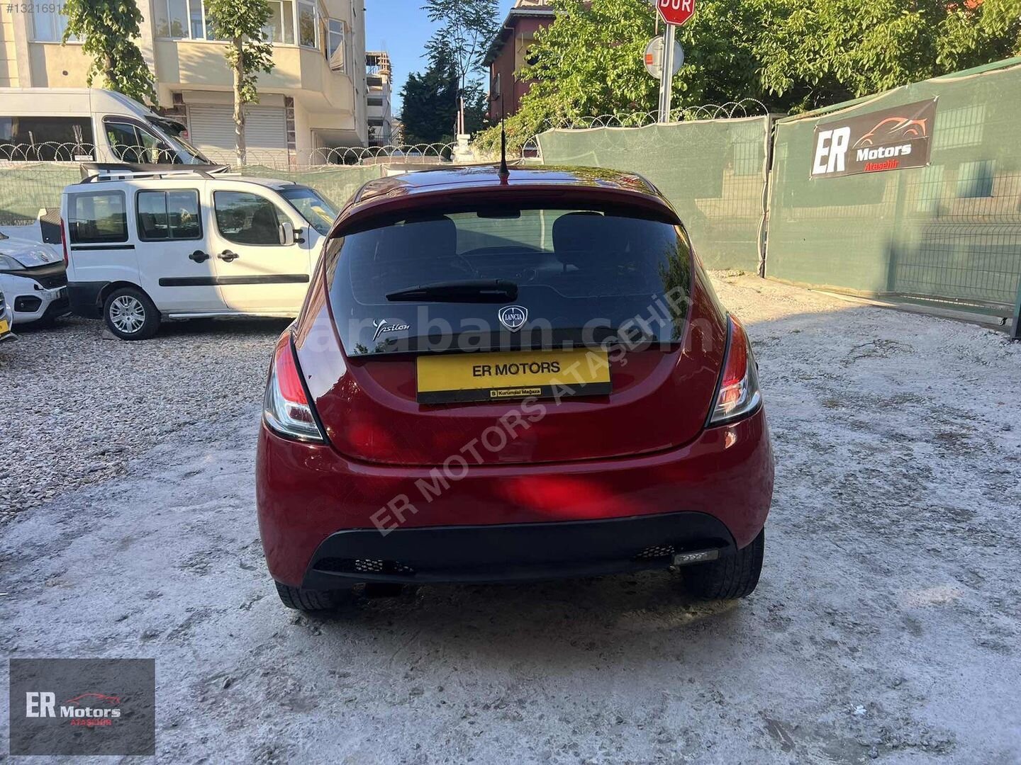 Galeriden Lancia Ypsilon 0.9 2013 Model İstanbul 154.690 km Kırmızı 7